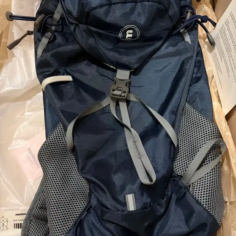 minitmute spoty Bask Backpack 11L Black minitmute spoty Bask