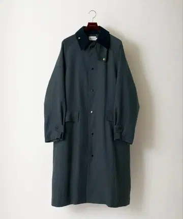 [ 새상품 미사용 상품 택 포함 ] 다크 그린 스텐카라 코트 오버 사이즈