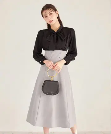 [ 새상품 ] 토코 보타이 리본 포함 백 레이스업 체크 도킹 원피스