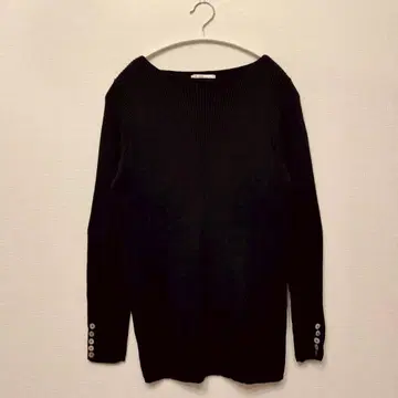 클래식 엘프 M 새상품급 오프숄더 긴팔 코튼 소재