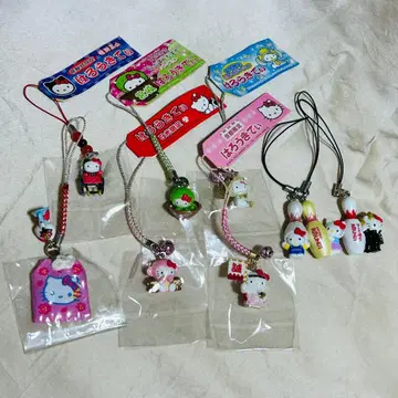 헬로키티 지역 한정 스트랩 라운드 원 모음