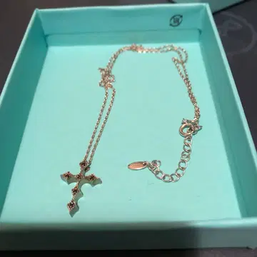 misty 크로스형 실버 목걸이