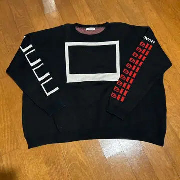 FLAGSTUFF 니트 맨투맨