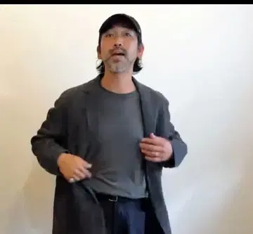 유니클로C 자켓 ovy kaja