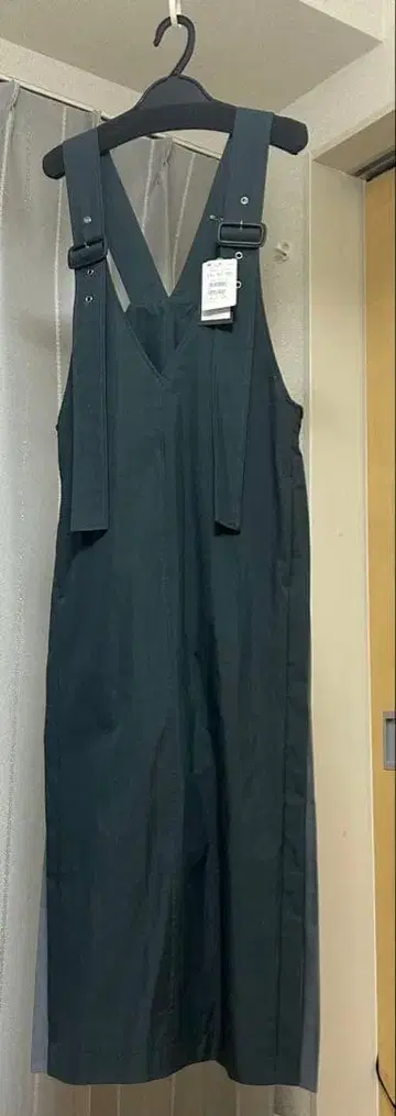 Aga 차콜 그레이 점퍼 스커트