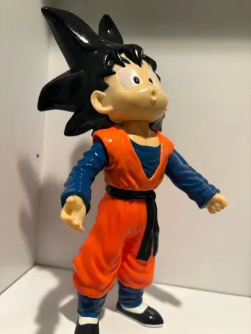 손오천 피규어 약 25cm 그란디스타 비교용