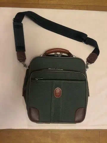 EROICA 카키 숄더백