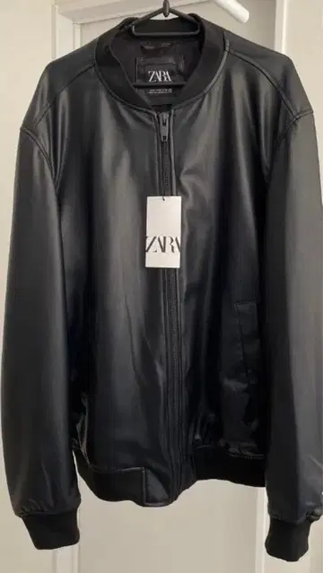 ZARA 블랙 레더 봄버 자켓