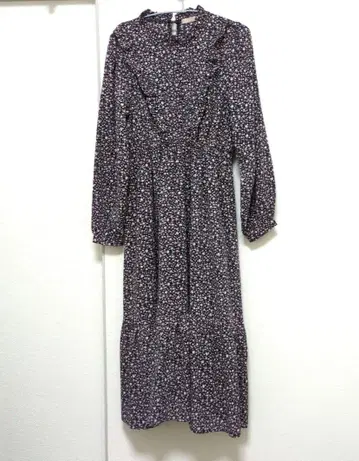 엑시즈팜 포에틱 플라워 프린트 맥시 원피스