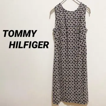 1점 토미 힐피거 슬리브리스 원피스 꽃무늬 새상품급