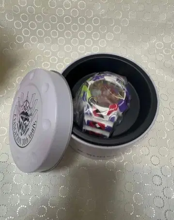 에반게리온 30주년 기념 모델 시계