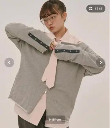 택 포함 새상품 loin nuit 백 오픈 지퍼 맨투맨 오프숄더