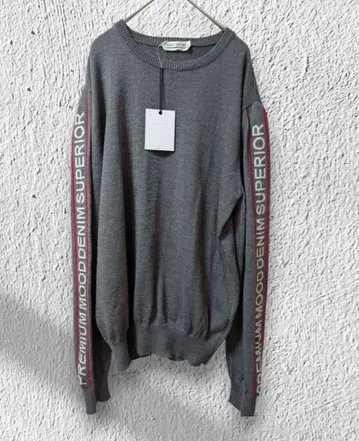 P.M.D.S 사이드 로고 니트 그레이