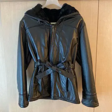 [ WILSONS LEATHER ] 블랙 가죽 자켓 (후디, 보아 안감)