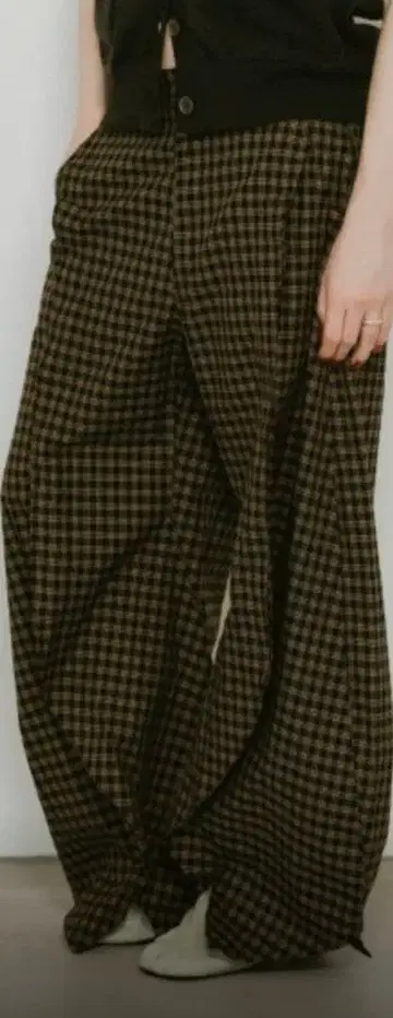KnuthMarf slit deformed pant