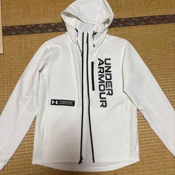 언더아머 방수 후드티 SM/PCH 화이트
