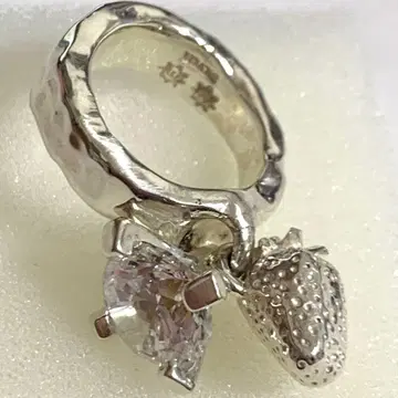 e.m. 스트로베리,cz 반지