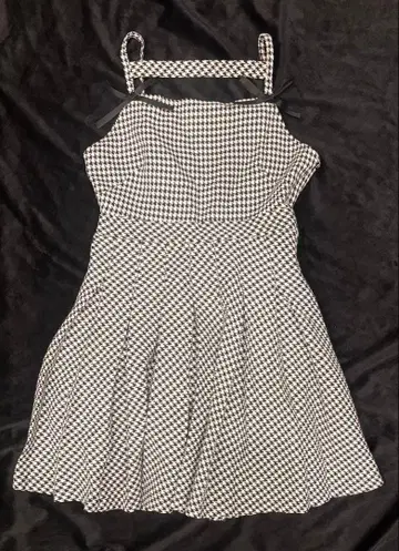 evelyn 에블린 체크 플리츠 OP 원피스 하운드투스 체크 패턴