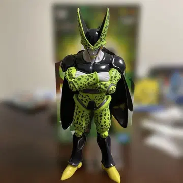 제일복권 드래곤볼 VS옴니버스 초 F상 셀 완전체