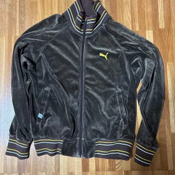 PUMA 벨벳 자켓 브라운 레어 가격 인하 가능합니다