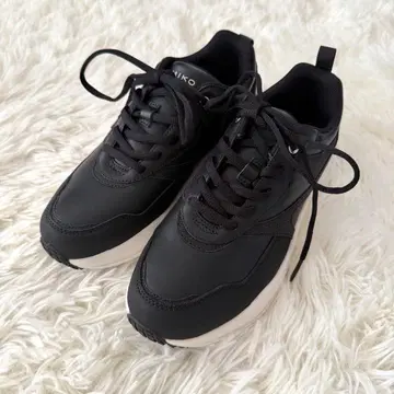 새상품급 히미코 멀티 컬러 볼륨 밑창 스니커즈 23cm 블랙