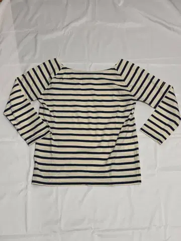 루미노아 보더 오프숄더 긴팔 티셔츠