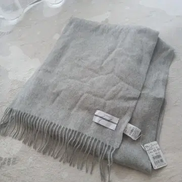 새상품 드므르상크 혼방 울 캐시미어 머플러 그레이 정가 25000