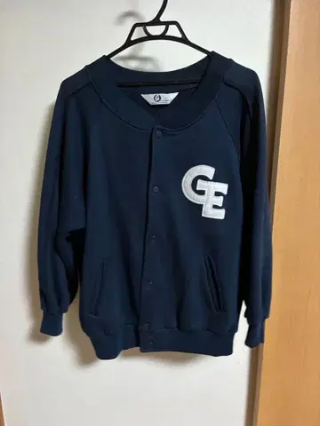 goodenough 맨투맨 바시티 자켓