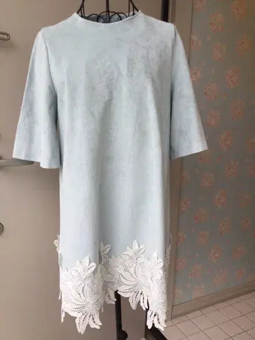 아이스 블루 스웨이드풍 7부 소매 원피스