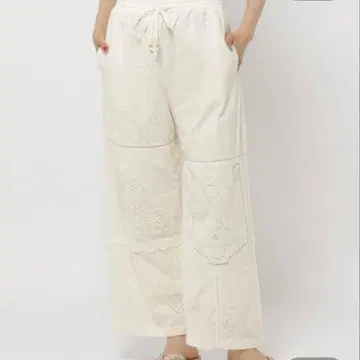 니코앤드 리메이크풍 레이스 팬츠 Niko and -