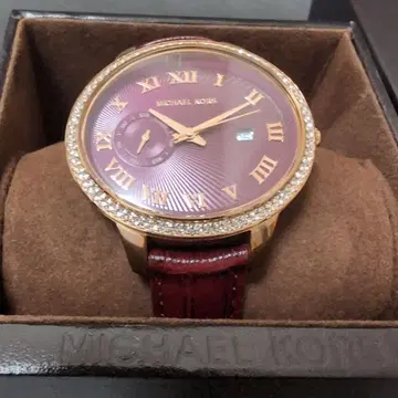 MICHAEL KORS 퍼플 손목시계