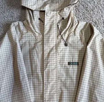 AIGLE 베이지 체크 무늬 나일론 자켓