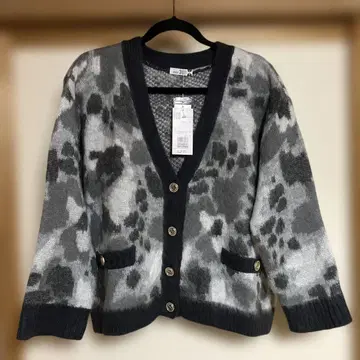 에우르큐브 자카드 가디건 다크 그레이 빅 사이즈