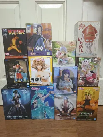 최신 프라이스 피규어 포함 묶음 판매 12체