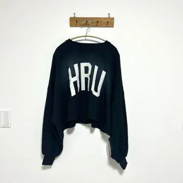 로고 숏 기장 맨투맨