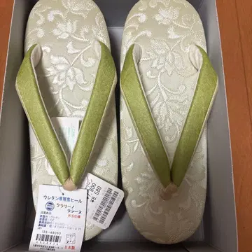 라신느 우레탄 통굽 조리 하이힐