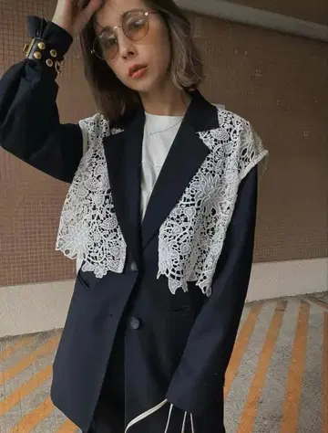 거의 새상품 Ameri WAIST SHAPE TAILORED JACKET