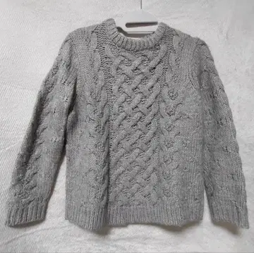 어스 뮤직 앤 이콜로지 케이블 니트 스웨터