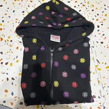 모모이로 클로버 Z 10주년 후드티