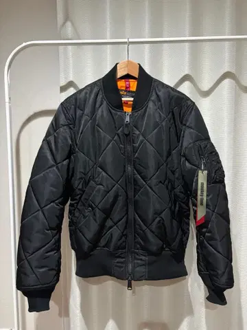 ALPHA INDUSTRIES MA-1 블랙 M