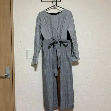 ZARA 스트라이프 체크 긴팔 원피스