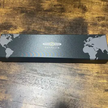 Zeppelin 아날로그 손목시계 실버