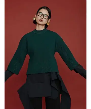 UN3D. 아쓰리드 WAIST TUCK HALF KNIT