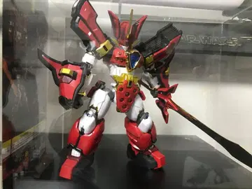 MODEROID King's Style 그랑 왕금판 조립 완료