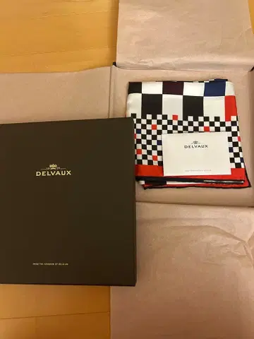 델보 DELVAUX 스카프