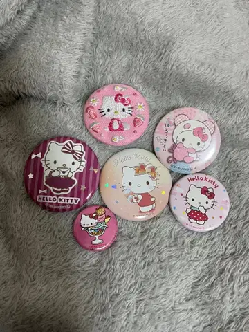 Hello Kitty 캔뱃지 6개 세트