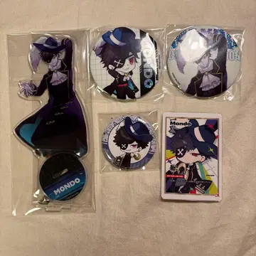 CR Mondo 몬도 아크릴 스탠드 캔뱃지