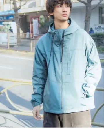 니코앤드 마운틴 후드티 스카이블루