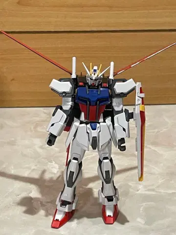hg 에일 스트라이크 건담 완성품