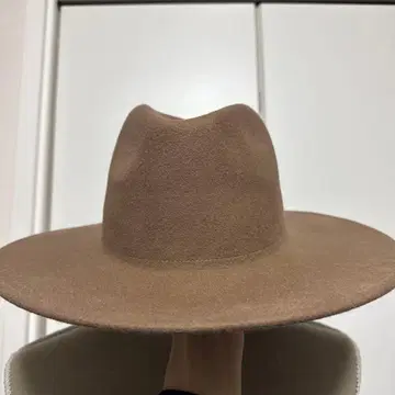 [ 새상품급 새상품 ] 울 햇/Admance